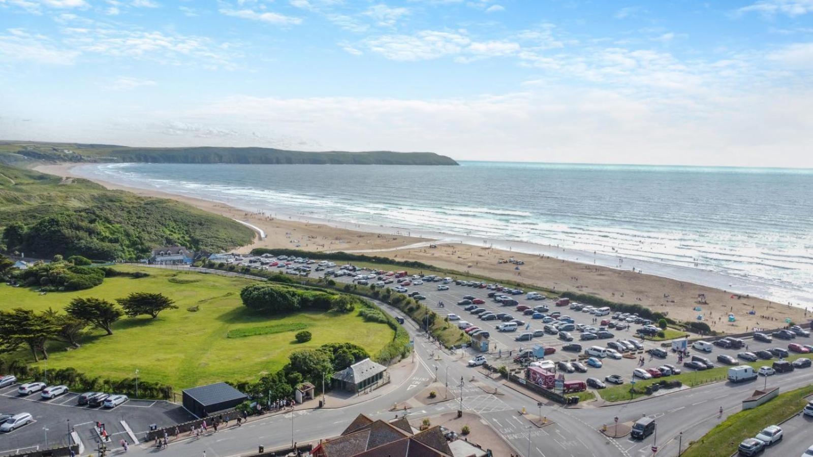 2 Middlecombe - Luxury Apartment At Byron Woolacombe, Only 4 Minute Walk To Woolacombe Beach! Zewnętrze zdjęcie